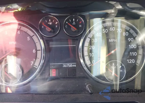 2010 Dodge Ram 1500 Slt/Sport/Trx z USA, uszkodzony, nr VIN 1D7RV1CTXAS129301